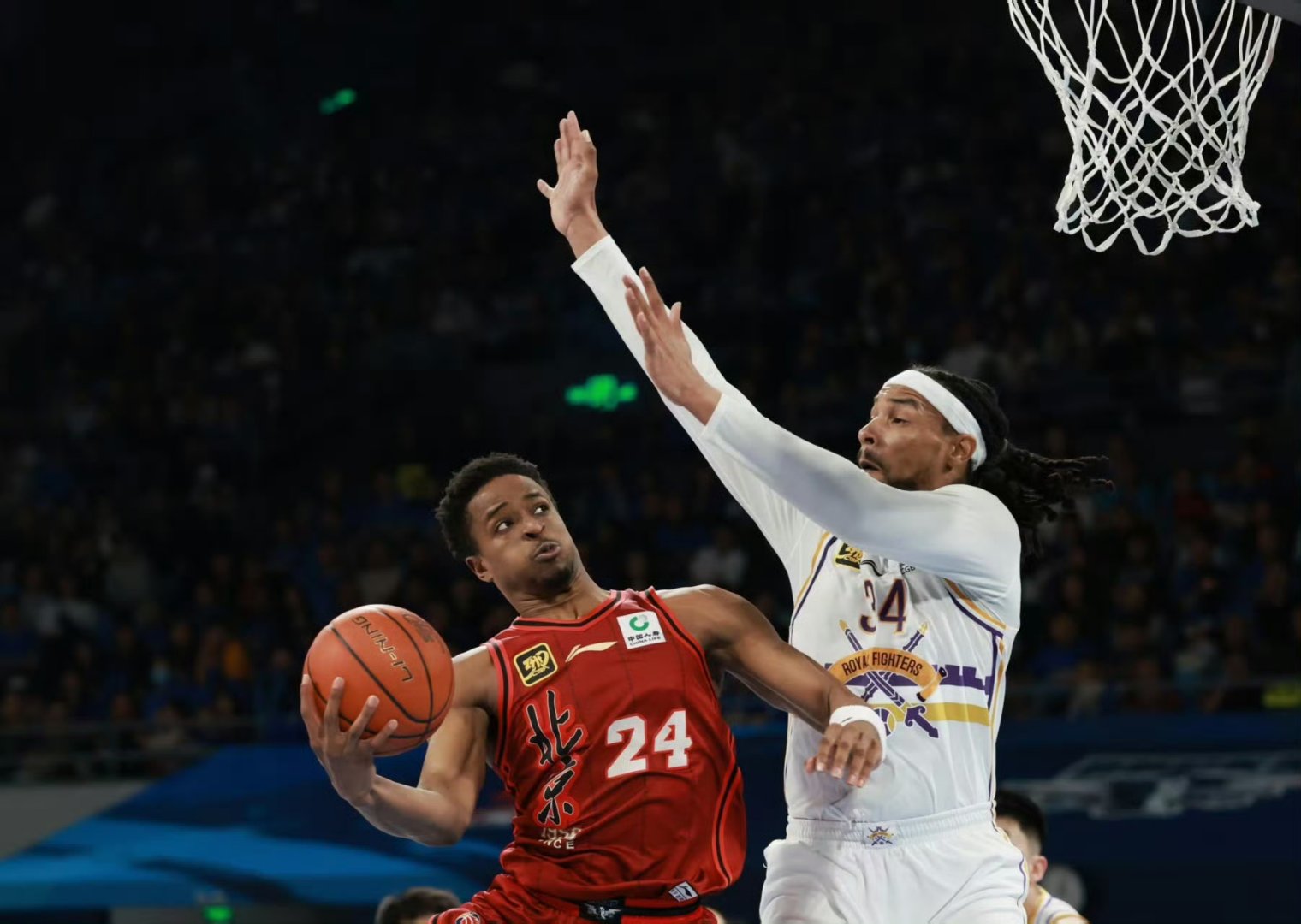 ayx-关于加时末段法兰克福备战CBA季后赛，篮板制胜细节曝光，底气十足，控场能力受关注的信息