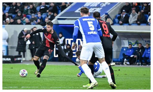 ayx-足总杯今夜走向成谜，斯图加特扳平良机，态度坚定，高层口径保持一致的简单介绍